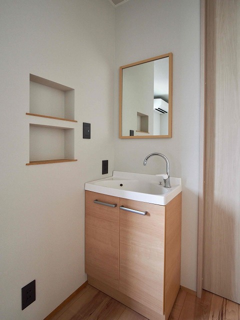 ★富士宮市舞々木町中古住宅　築2年高性能住宅、3枚ガラス、オール電化★