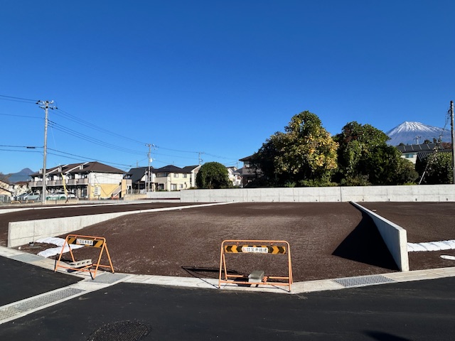 ★富士宮市小泉10区画分譲地　南面道路７区画★