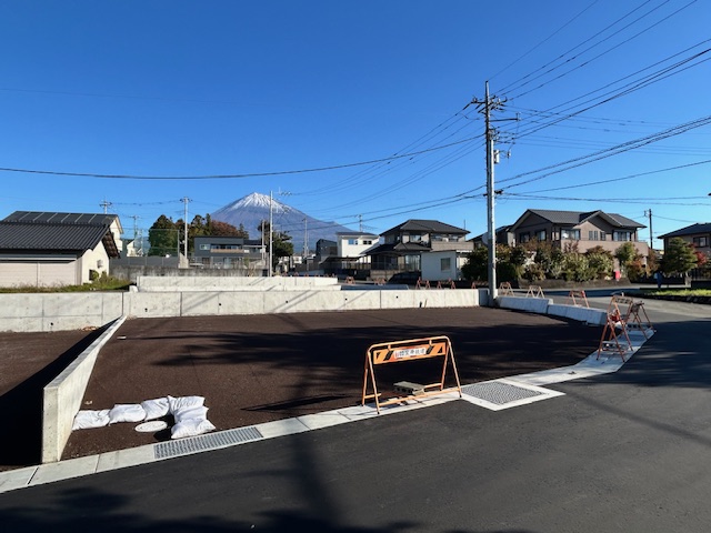 ★富士宮市小泉10区画分譲地　南面道路７区画★