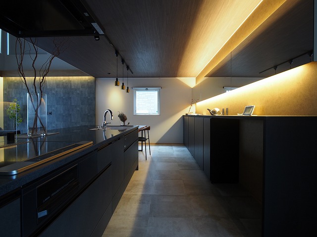 ★富士宮市舞々木町中古住宅　築2年高性能住宅、3枚ガラス、オール電化★