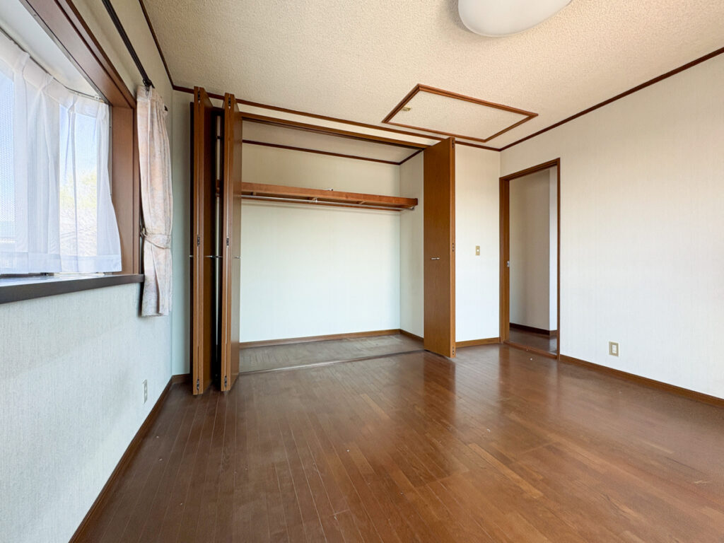 【外壁・屋根カラー選択OK】塗装・防水・節電ガラスコート施工後のお引渡し！富士市今泉中古住宅