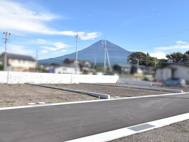 〈富士宮市宮原〉1,050万円
