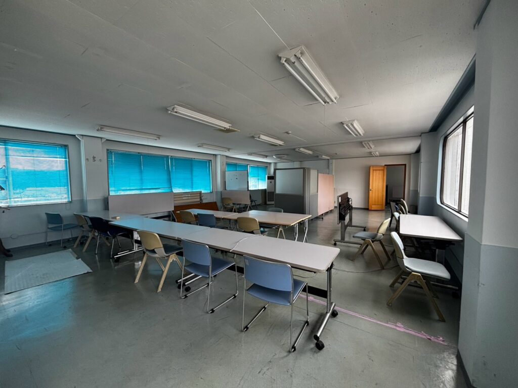 小泉権現中古ビル