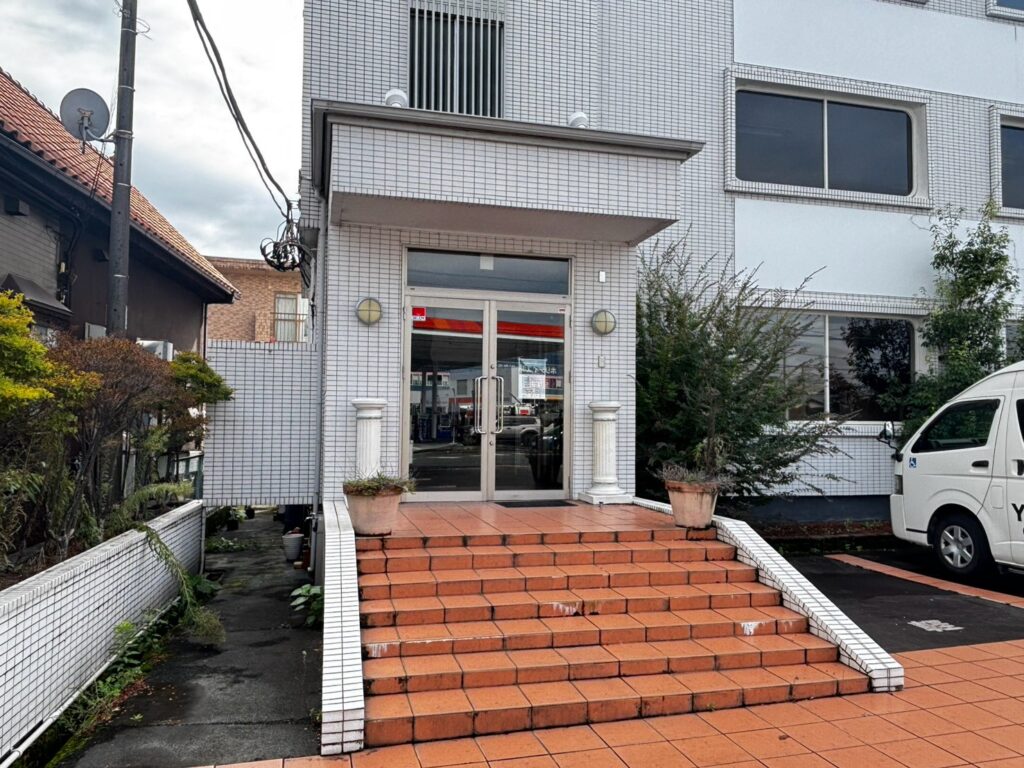 小泉権現中古ビル
